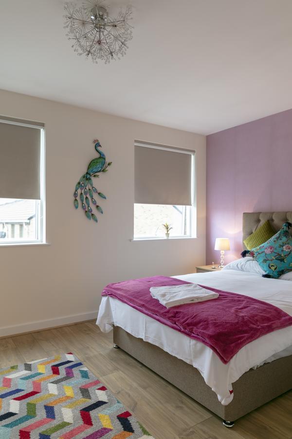 Modern & Exquisite Trumpington Townhouse With Parking & 5 Mins To Papworth Hospital Cambridge-i reptér Kültér fotó